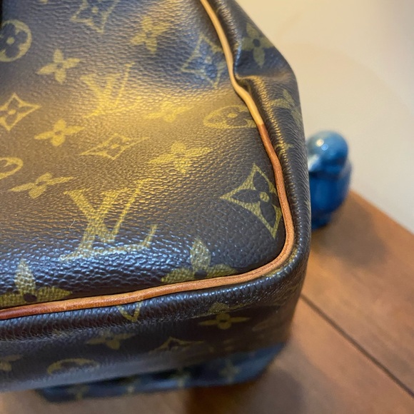 Louis Vuitton Speedy 30 - Picture 7 of 17